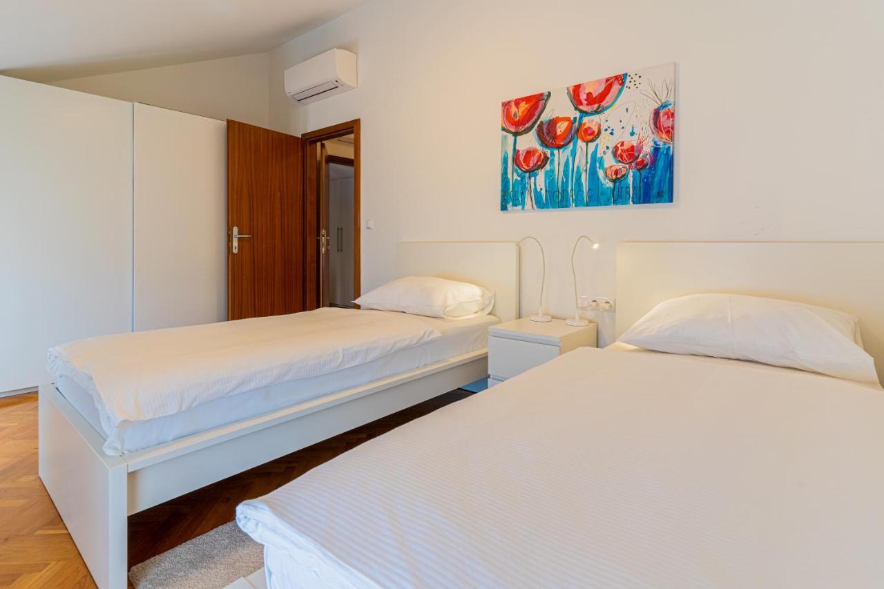 Appartement House Catania à Mali Lošinj Extérieur photo